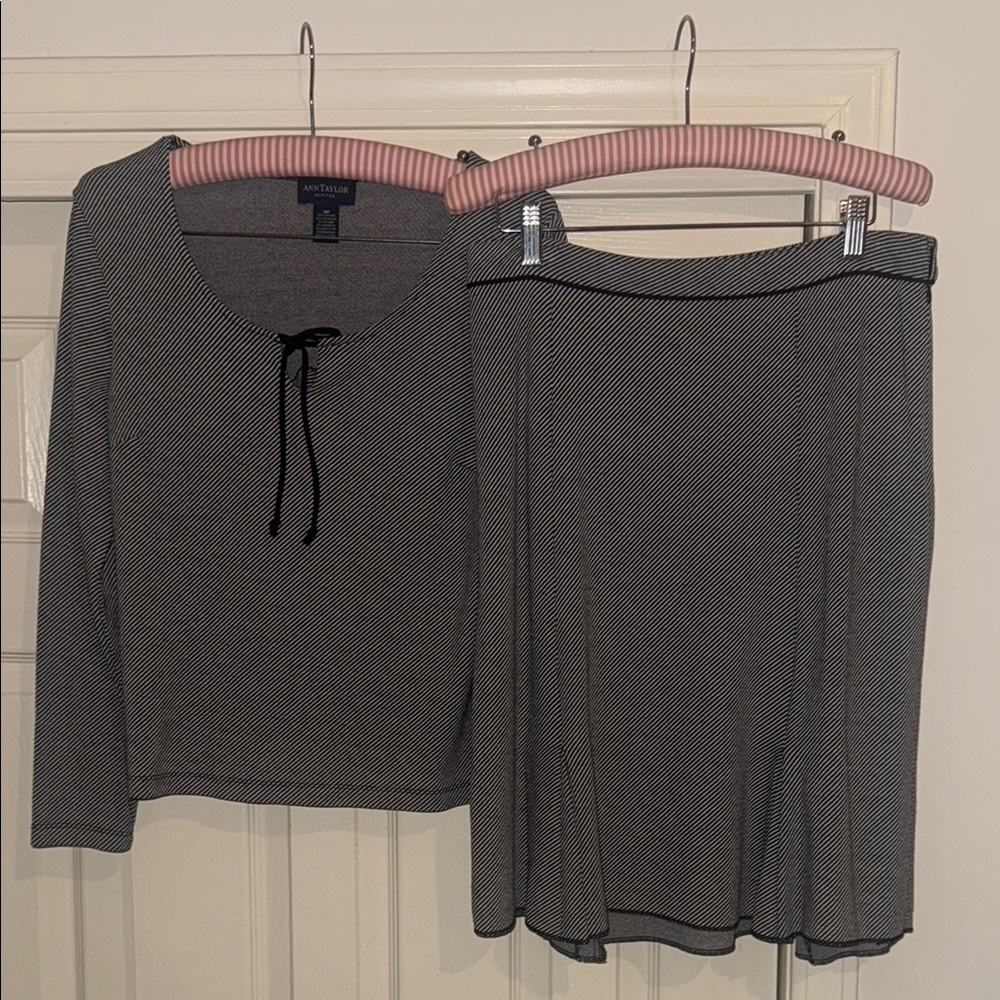 Ann Taylor Gray Knee-Length A-Line Skirt Set